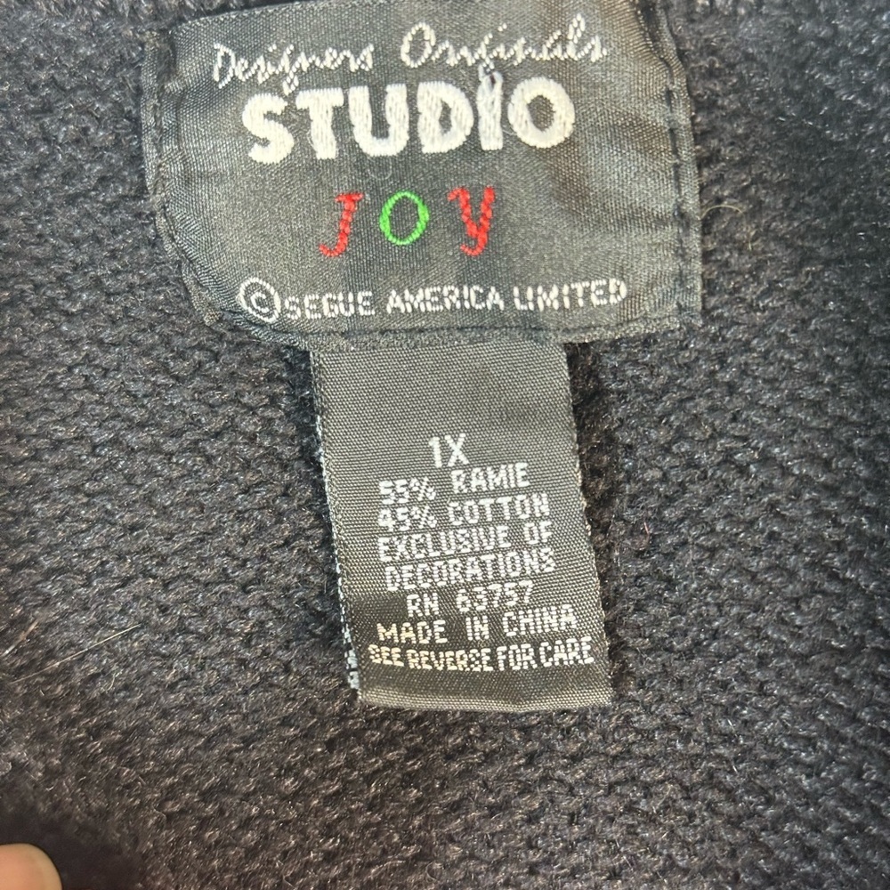 Studio Joy Black Zip-up Cardigan with Snowmen Size 1X - Picture 6 of 11